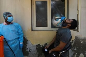 Covid-19 cases in India Rise to 3,395; Delhi Woman Among 4 dead in 24 hours, 68 test positive in Maharashtra – 10 points