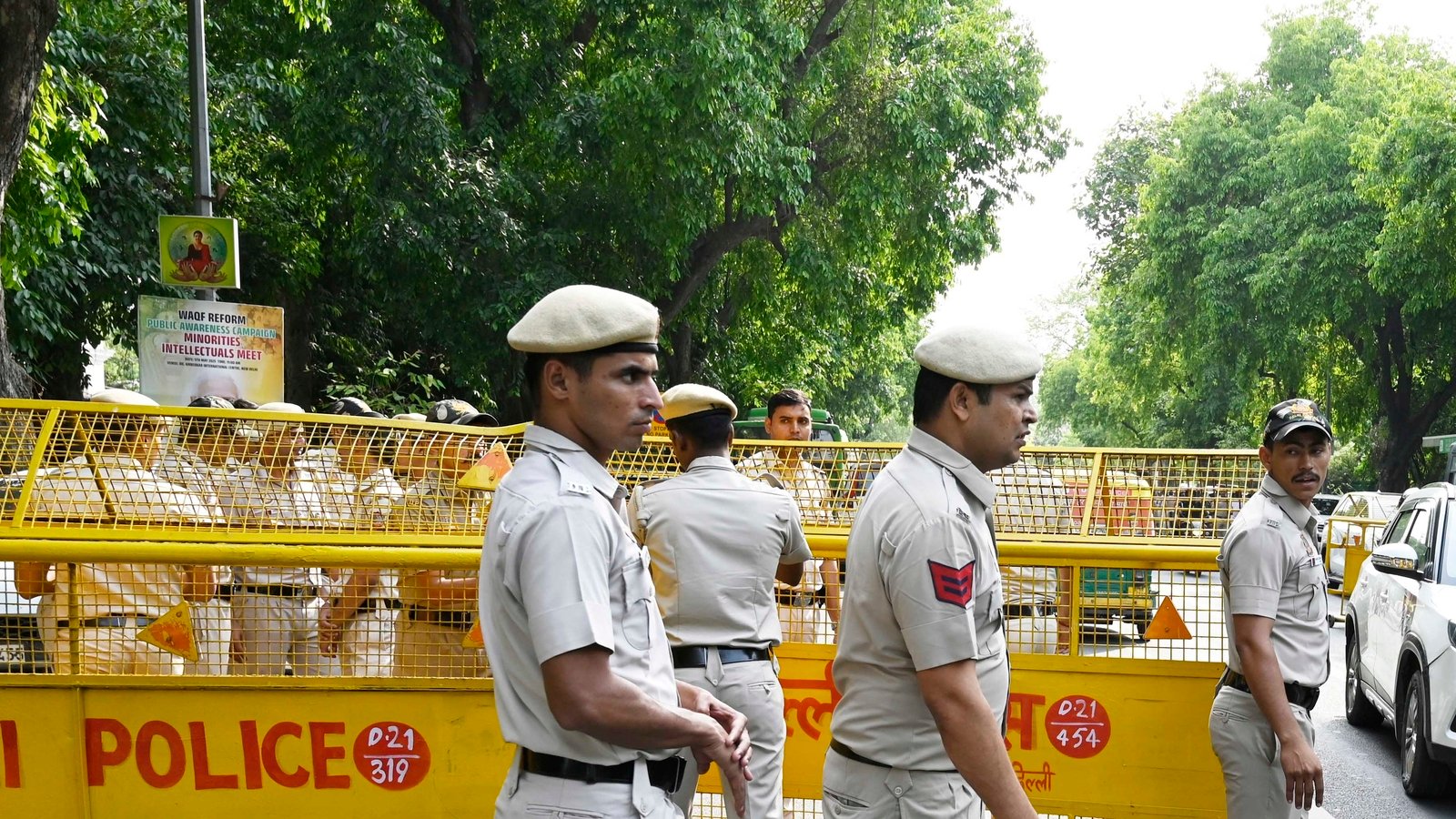 Security Beefed Up in Delhi Amid Rising India-Pak Tensions | Latest news india