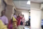 "This is karnataka, madam": Customer Pushes SBI Official to Speak in Kannada – NDTV